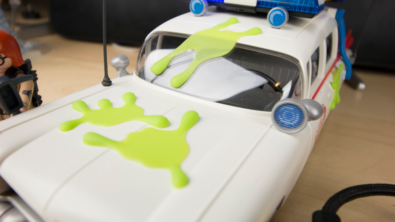 Illustration for article titled Toy Time Celebrates Ghostbusters Day With Playmobil's Ecto-1